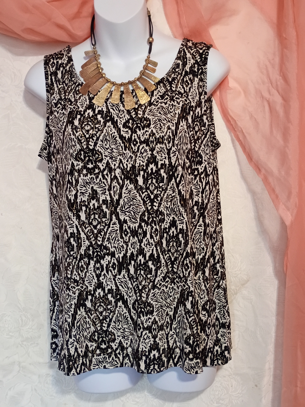 IMAN Ladies Black and Cream Sleeveless Printed Blouse Sz M